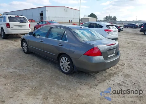 2006 Honda Accord 3.0 Ex z USA, uszkodzony, nr VIN 1HGCM66516A063376